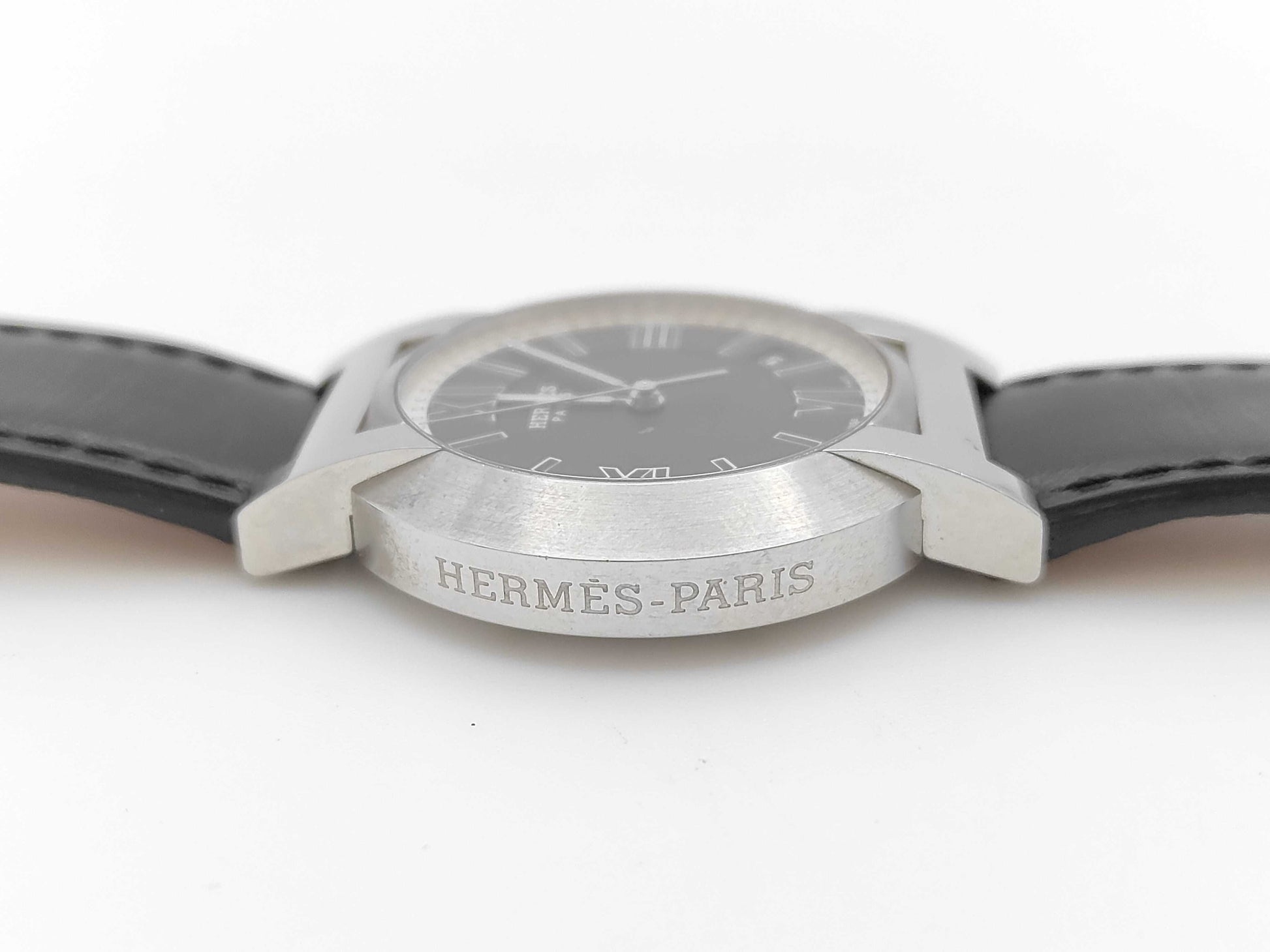 HERMES Nomad NO1.710 1948841 Autoquartz Grey Dial Immovable Men's Watch