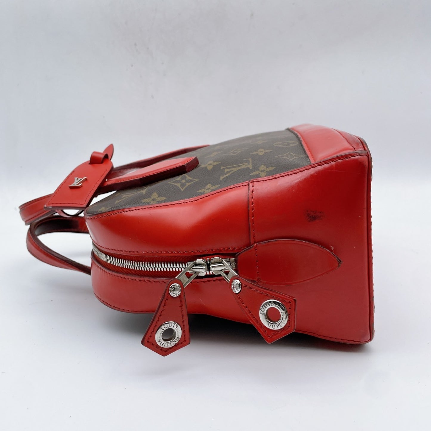 LOUIS VUITTON Monogram Dora PM 2WAY Handbag