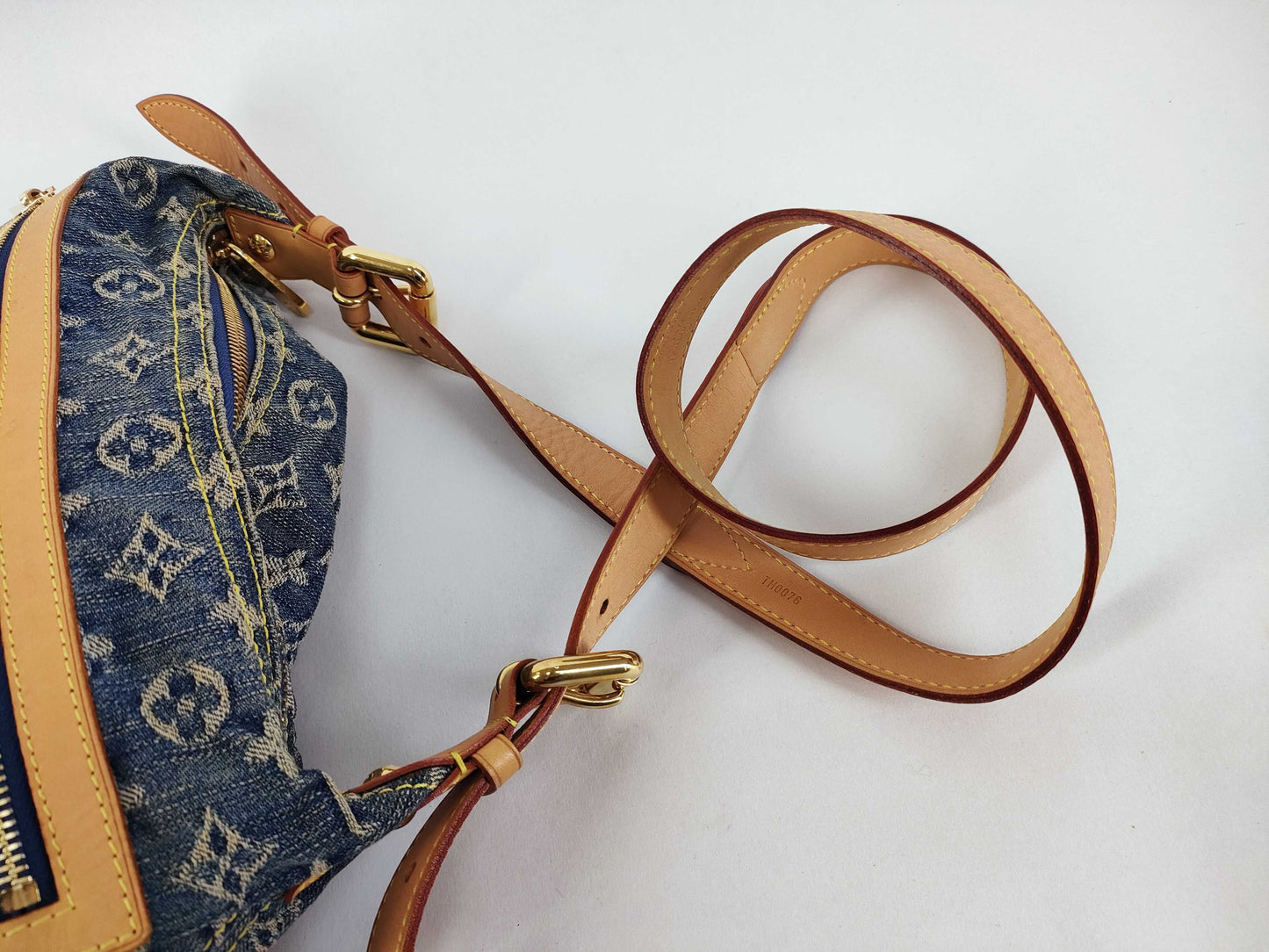 LOUIS VUITTON Monogram Buggy PM M95049 Shoulder Bag