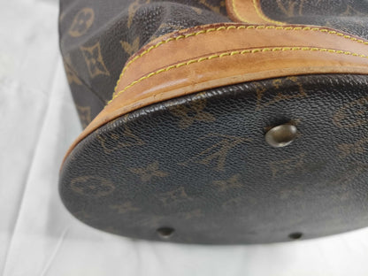 LOUIS VUITTON Monogram Louis Vuitton Monogram Bucket GM M42236 Shoulder Bag