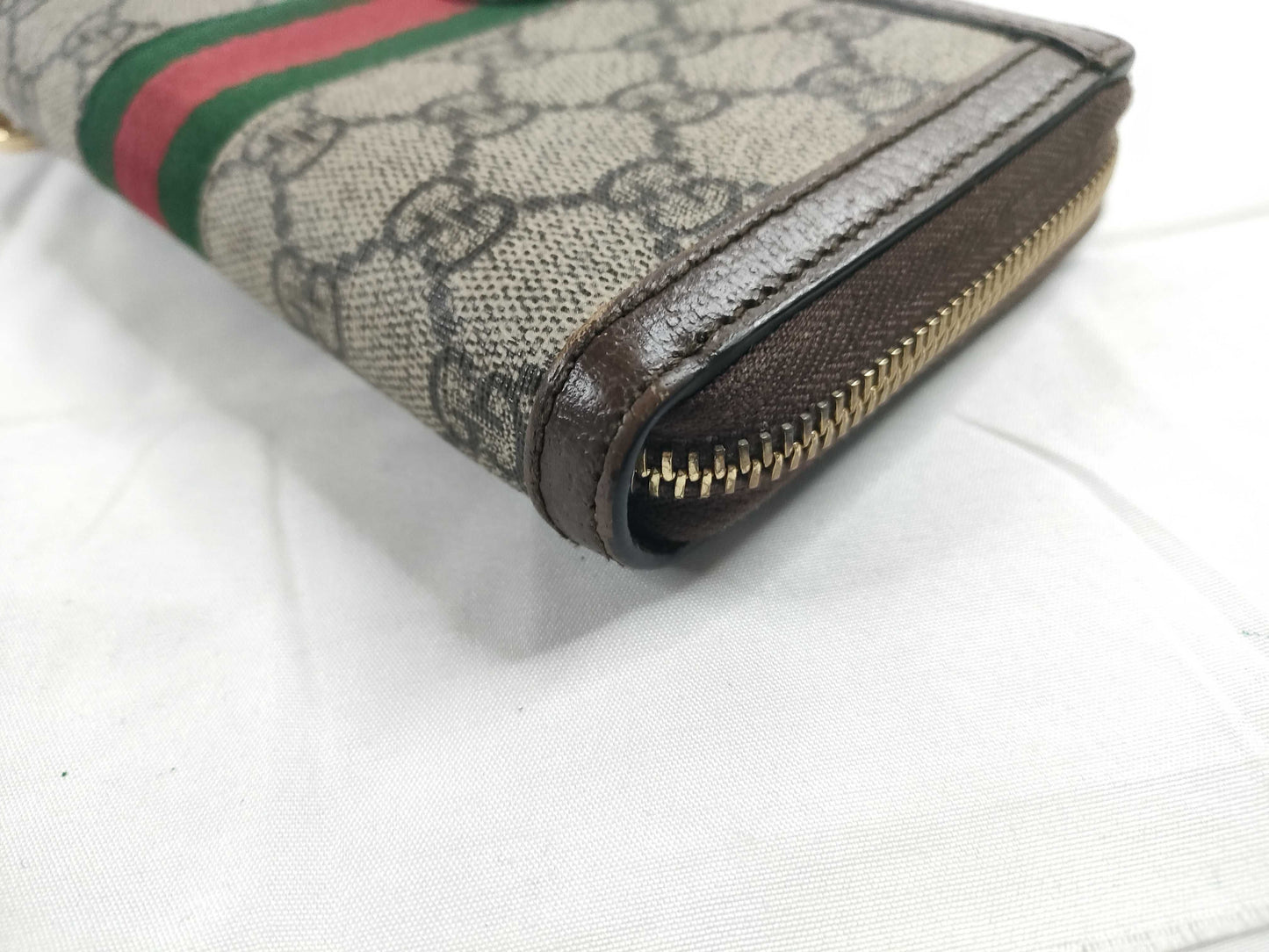 GUCCI GG Supreme Gucci GG Supreme Wallet Ophidia Wallet