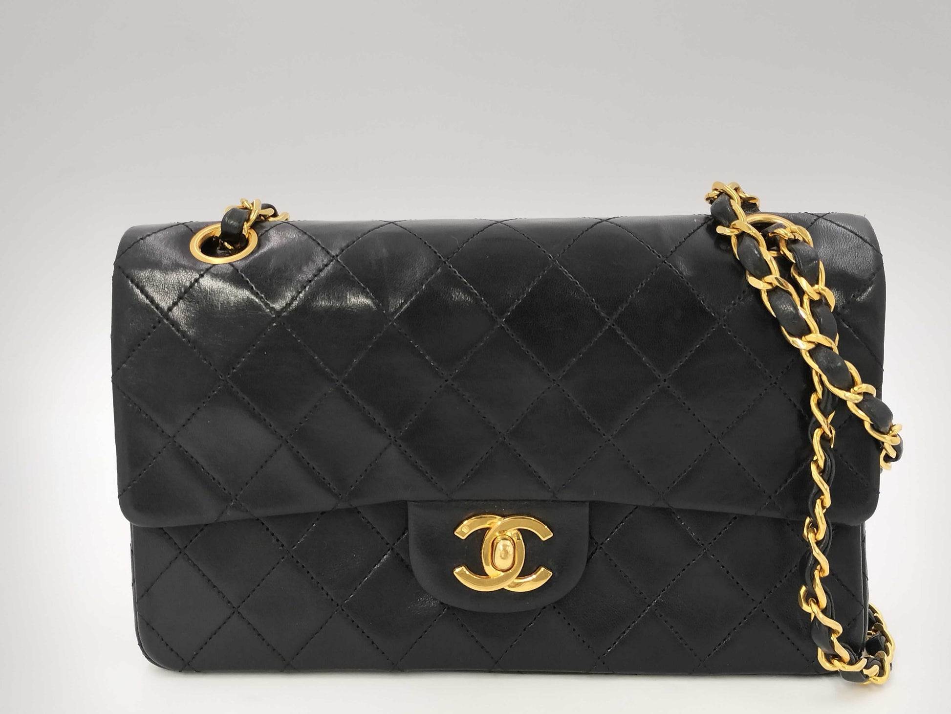CHANEL Matlasse Chain Shoulder Bag Turnlock Black Shoulder Bag