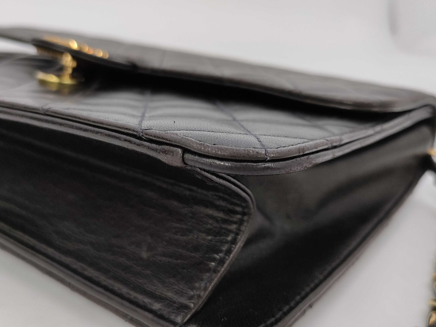 CHANEL Matlasse 25 Single Push Lock Fittings 5th Series Shoulder Bag