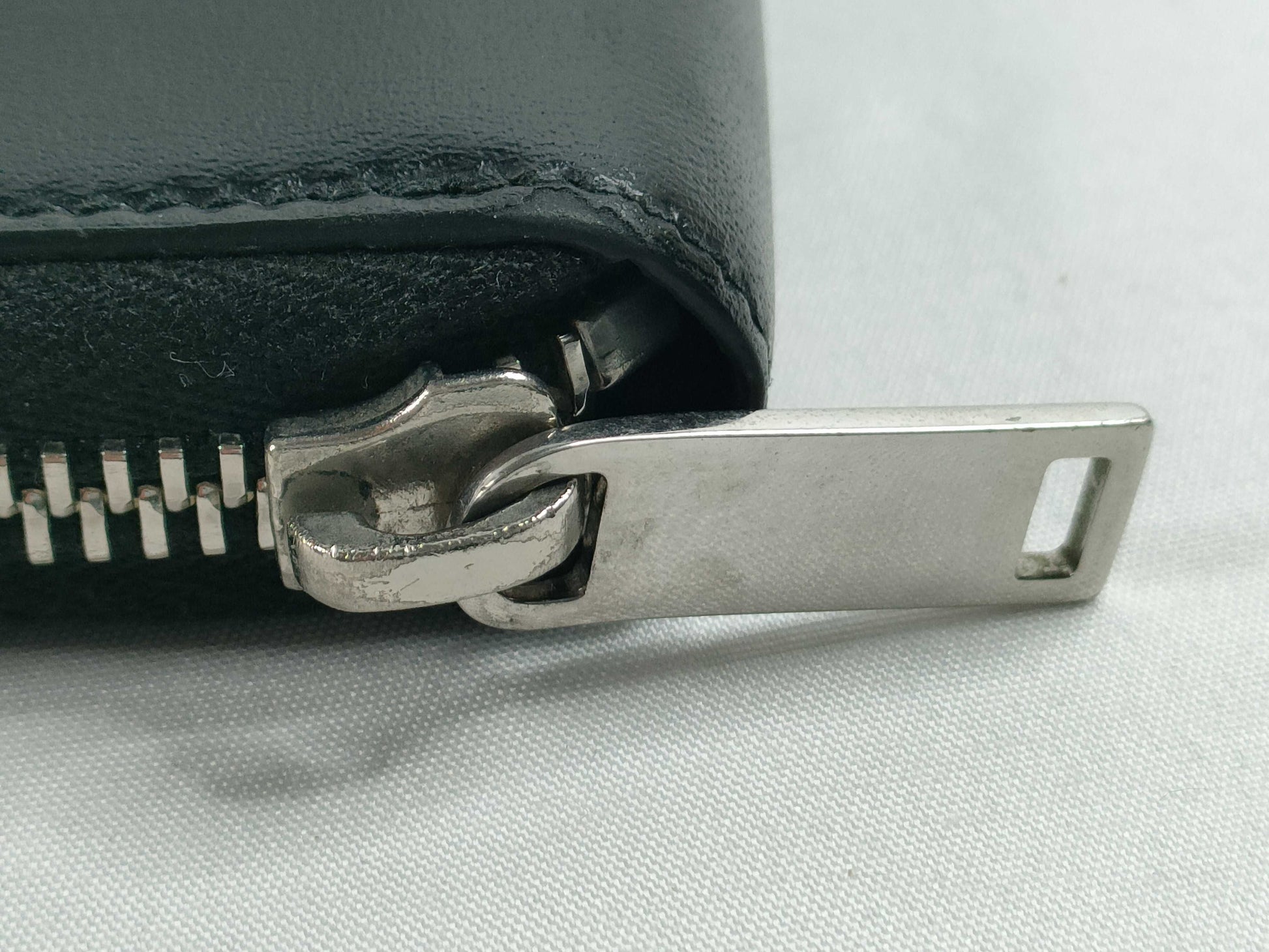 SAINT LAURENT YSL Logo Coin Case Black Coin Case