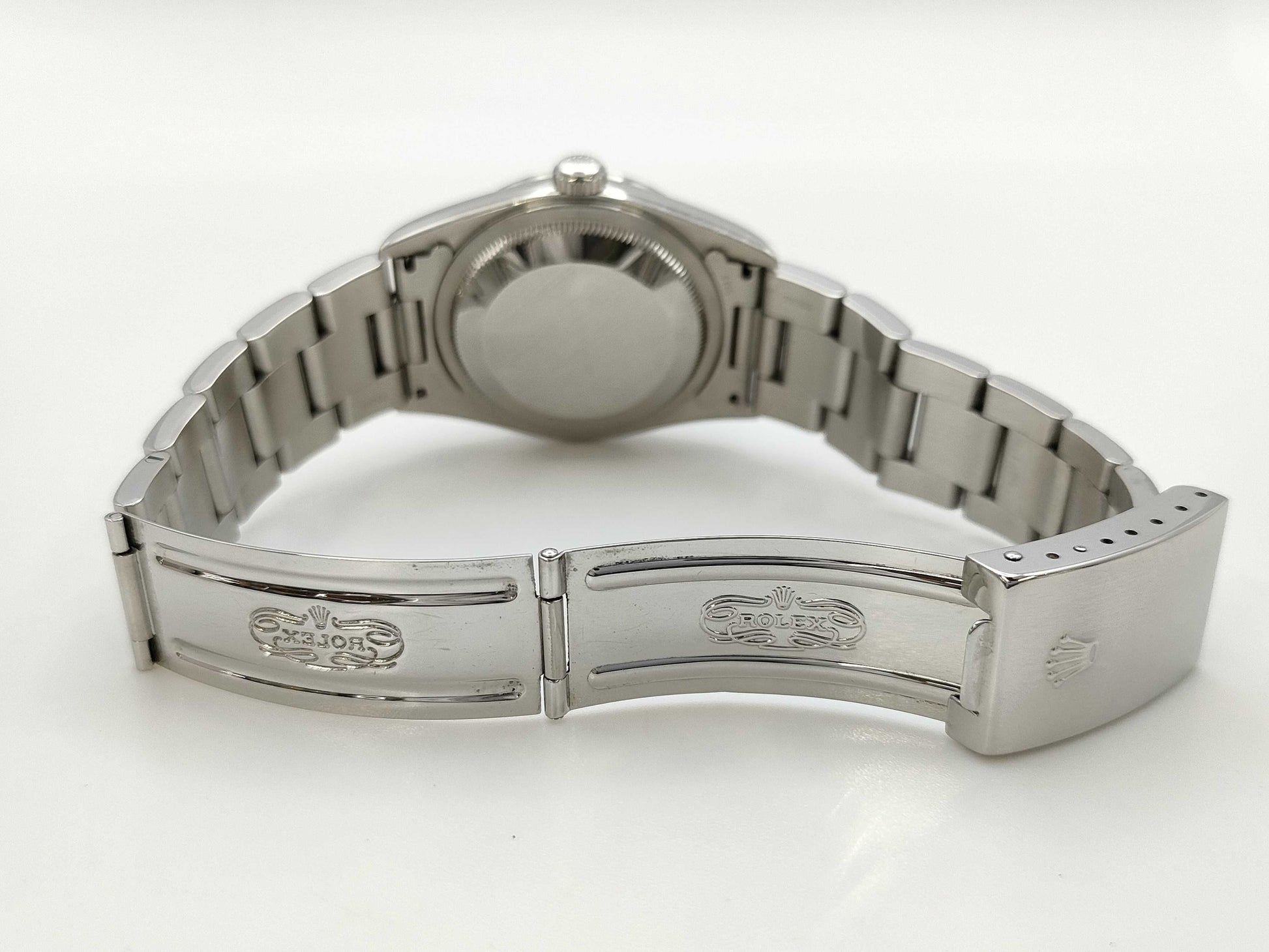 ROLEX 16220 D082540 Silver Dial Oyster Breath Men's Watch