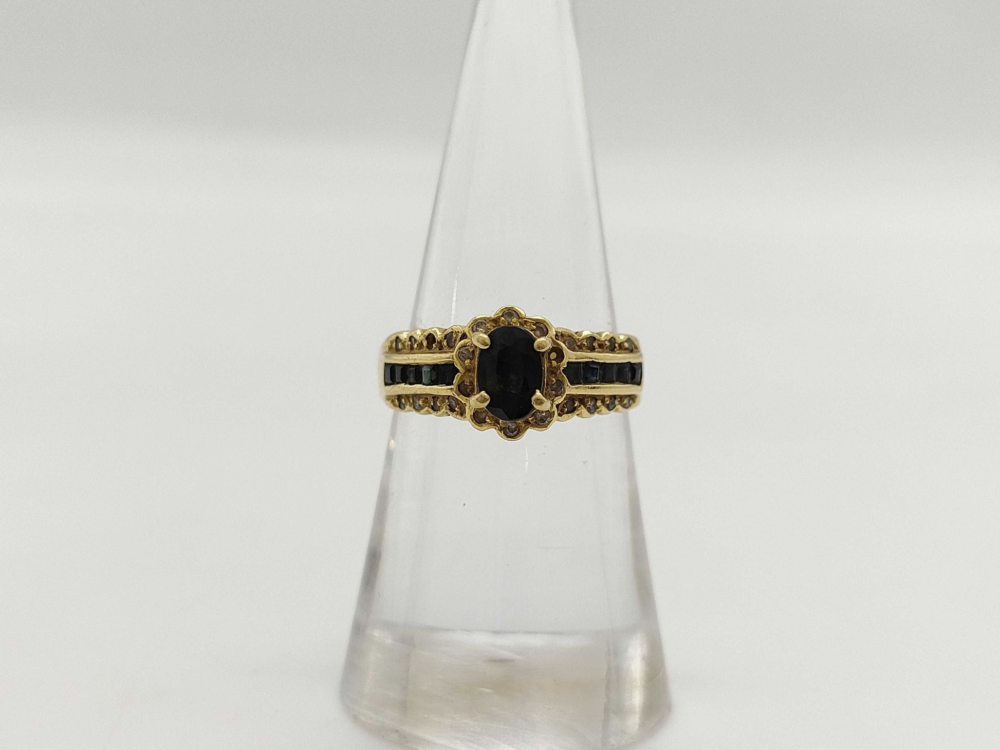 Colored Stone 0.95ct D0.13ct K18 3.9g Ring 