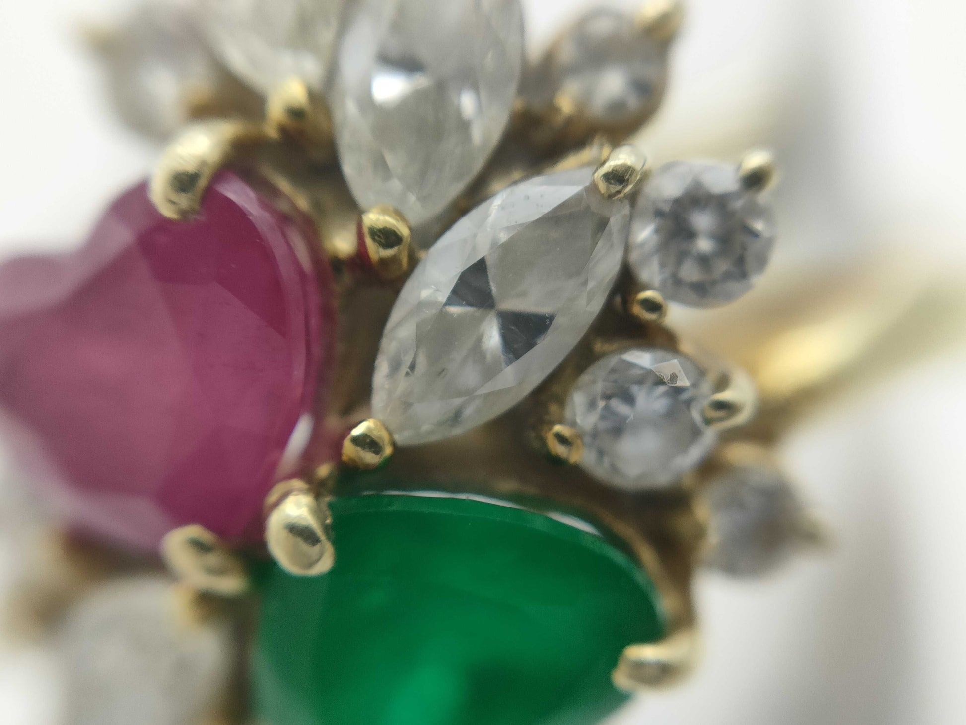 Colored Stone D1.27ct 750/K18 7.0g Ring 