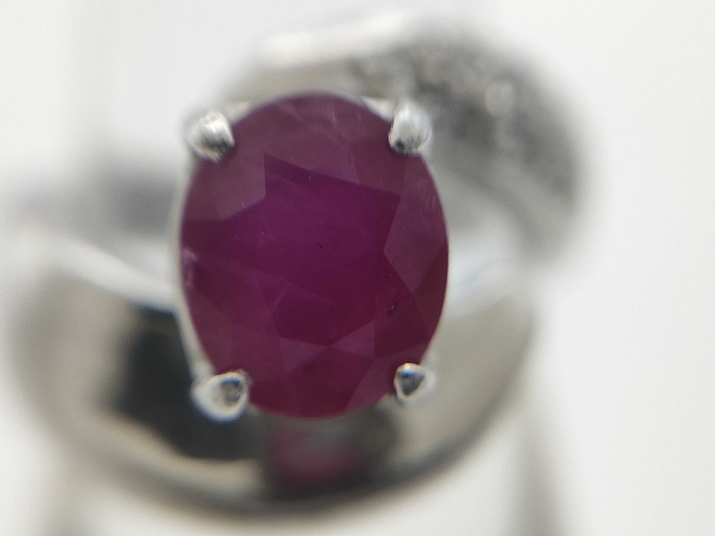 Colored Stone 2.09ct D0.10ct Pt900 13.9g Ring 