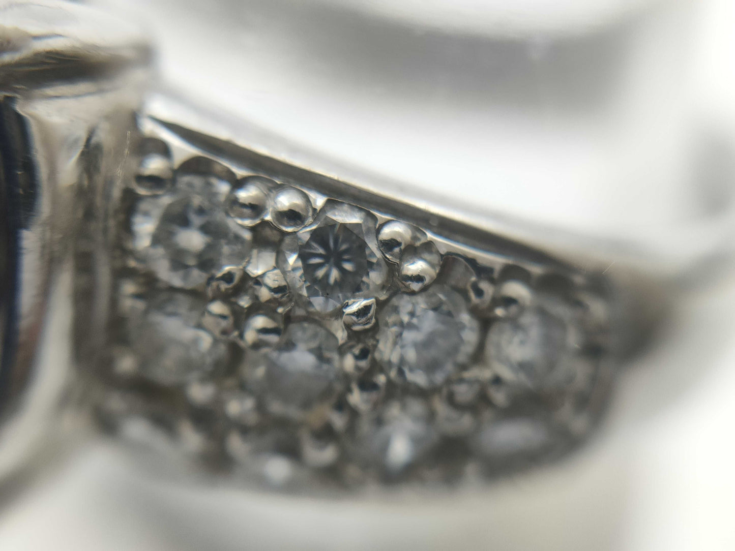 CRESCENT VERT Colored Stone 3.10ct D0.50ct Pt950 10.4g Ring 