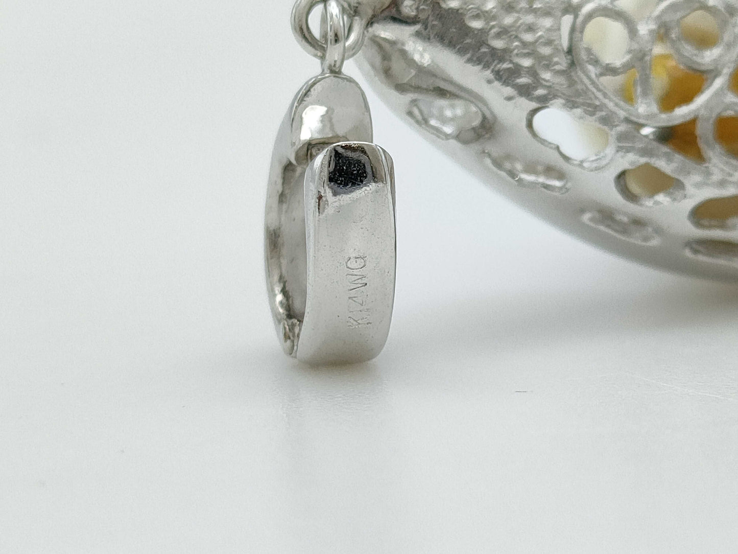 Semi-Round Pearl, Diameter: Approx. 16.0mm, D0.03ct, 14K White Gold, 12.4g Pendant Top 