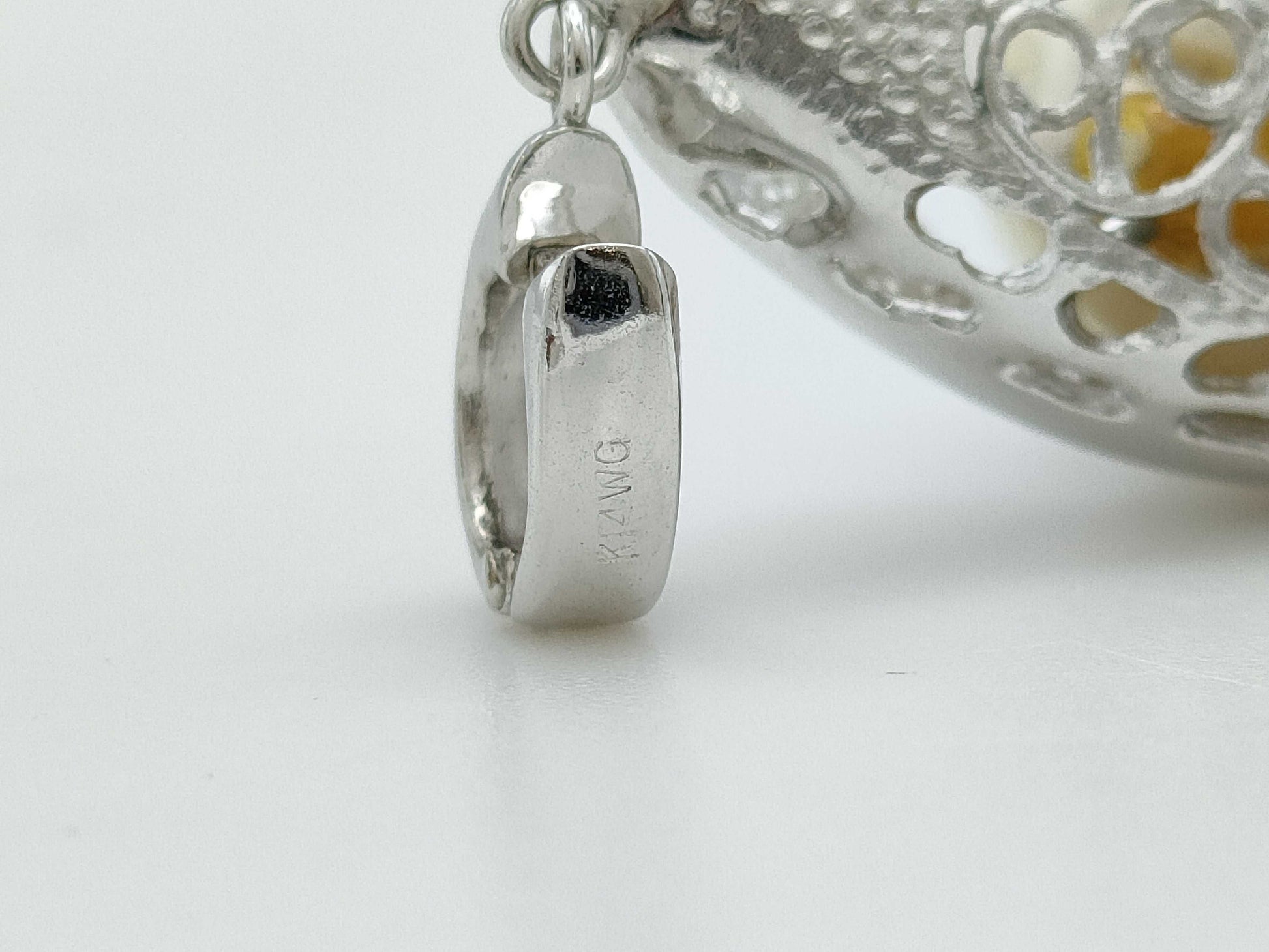 Semi-Round Pearl, Diameter: Approx. 16.0mm, D0.03ct, 14K White Gold, 12.4g Pendant Top 