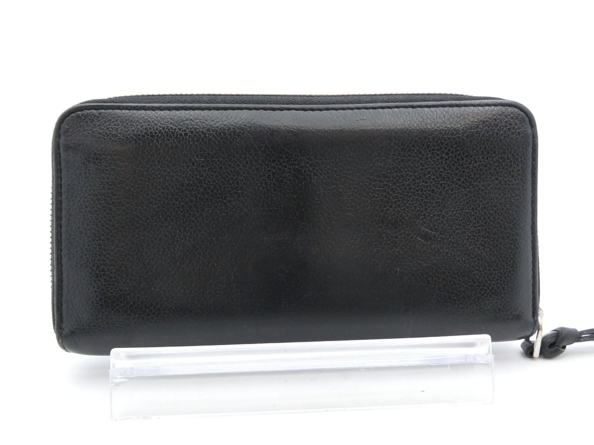 LOUIS VUITTON Lockme Zippy Wallet Wallet