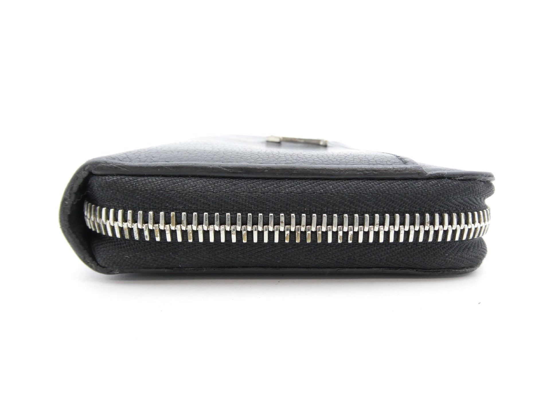 LOUIS VUITTON Lockme Zippy Wallet Wallet