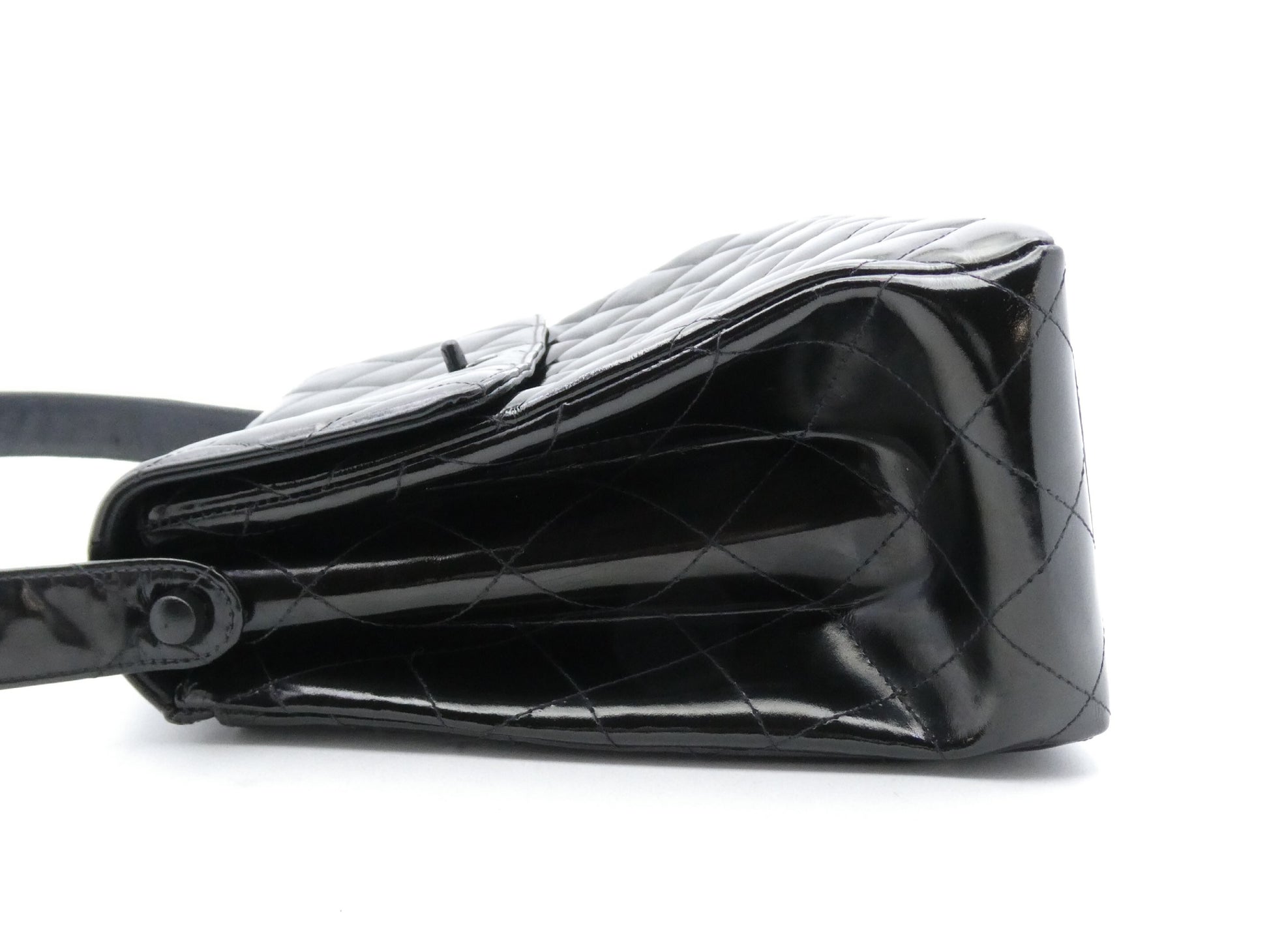 CHANEL Matlasse Enamel Cocomark Turnlock Shoulder Bag