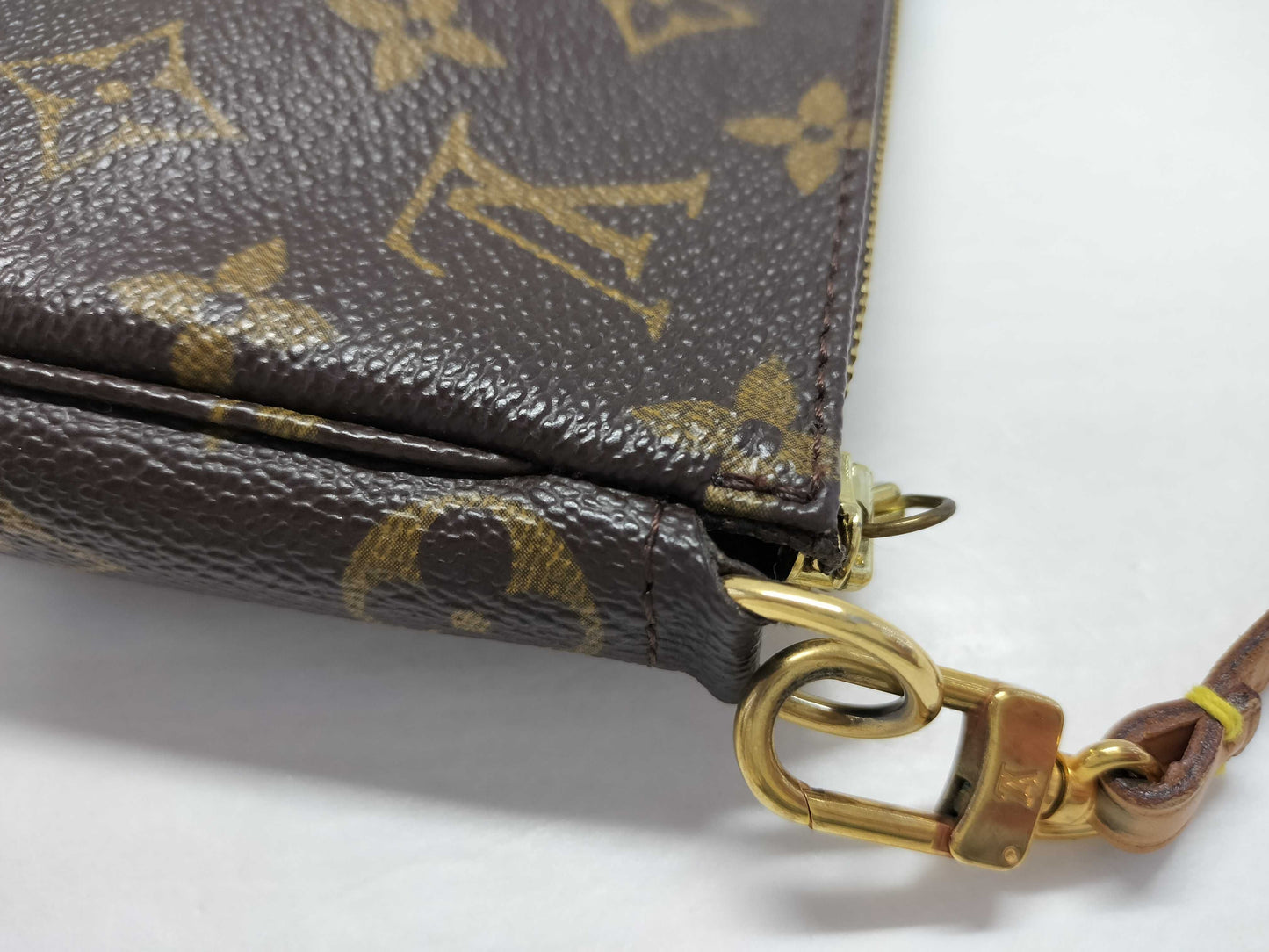 LOUIS VUITTON Monogram LV Monogram Accessoir 51980 AR0071 Pouch