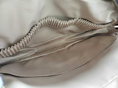 LOUIS VUITTON Monogram LV Monogram Truth Toilette 28 M47522 N00961 Pouch