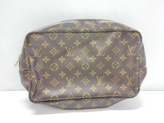 LOUIS VUITTON Monogram LV Monogram Truth Toilette 28 M47522 N00961 Pouch