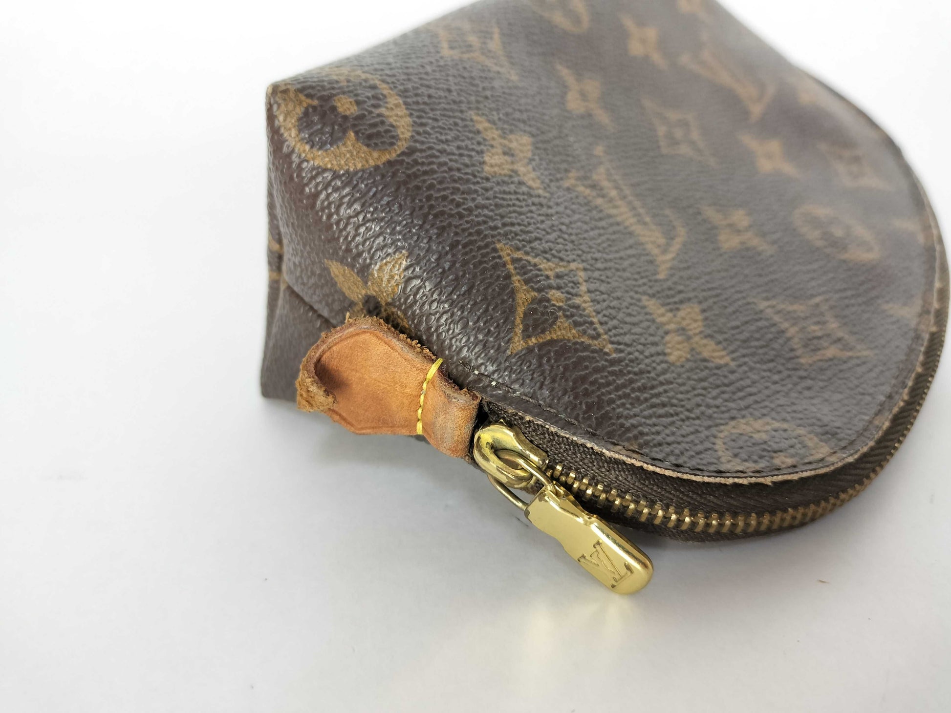 LOUIS VUITTON Monogram LOUIS VUITTON LOUIS VUITTON Pouch