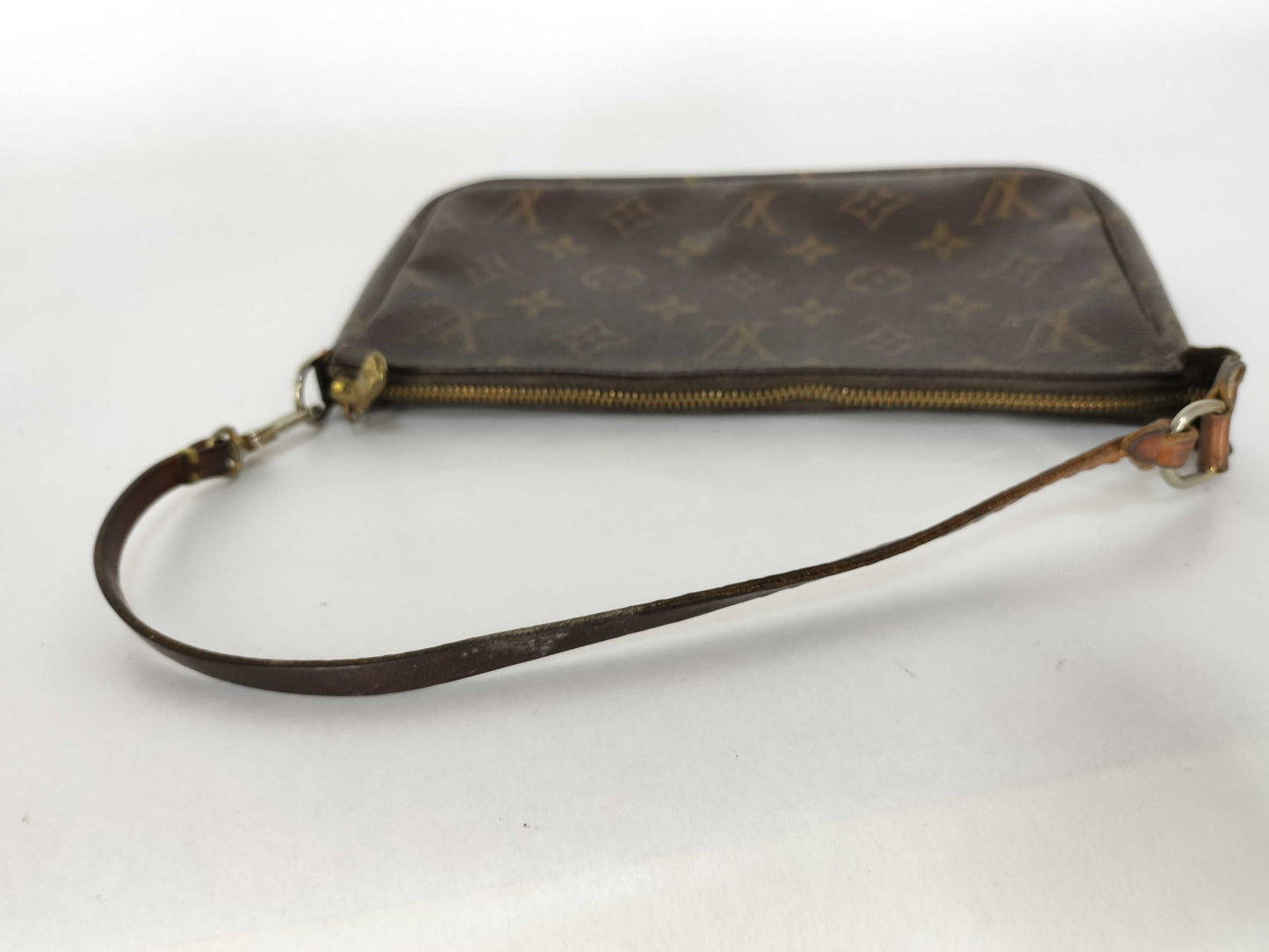 LOUIS VUITTON Monogram LOUIS VUITTON Monogram Vuitton Pochette Accessoir Pouch
