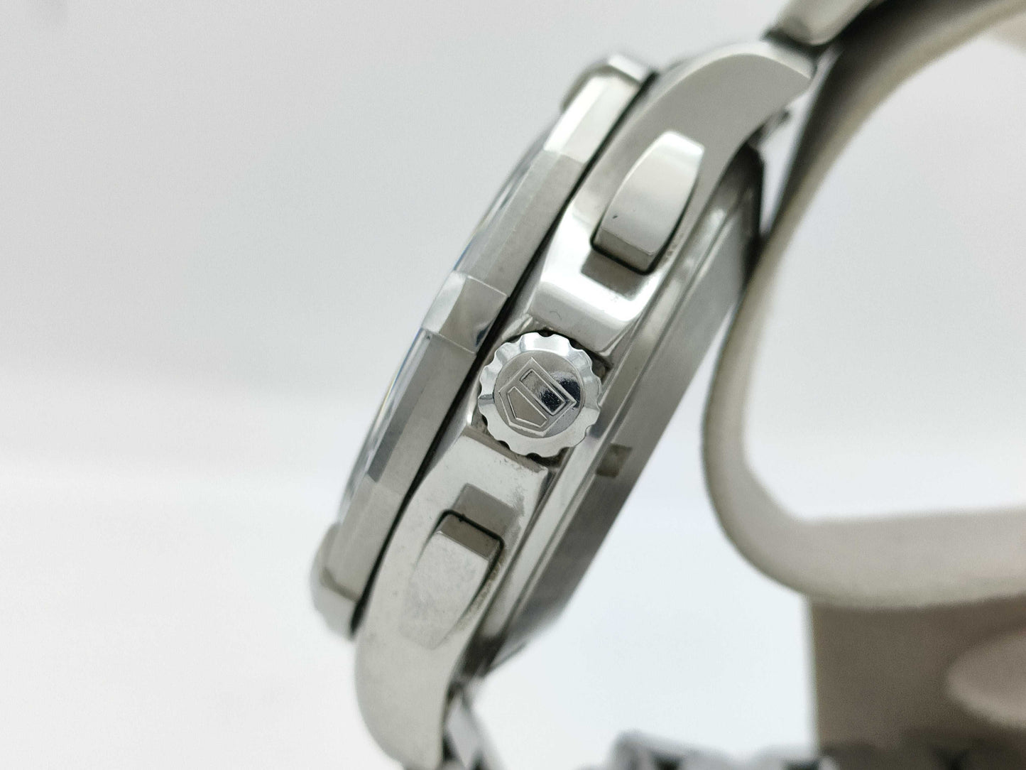 TAG Heuer CAP2112. BA0833 Aquaracer RAL2355 Blue Dial Automatic Men's Watch