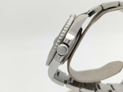 ROLEX 116610LV 87N2W926 Green Dial Oyster Breath Men's Watch