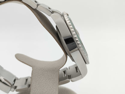 ROLEX 126610LV 7356Q624 Black Dial Oyster Breath Men's Watch