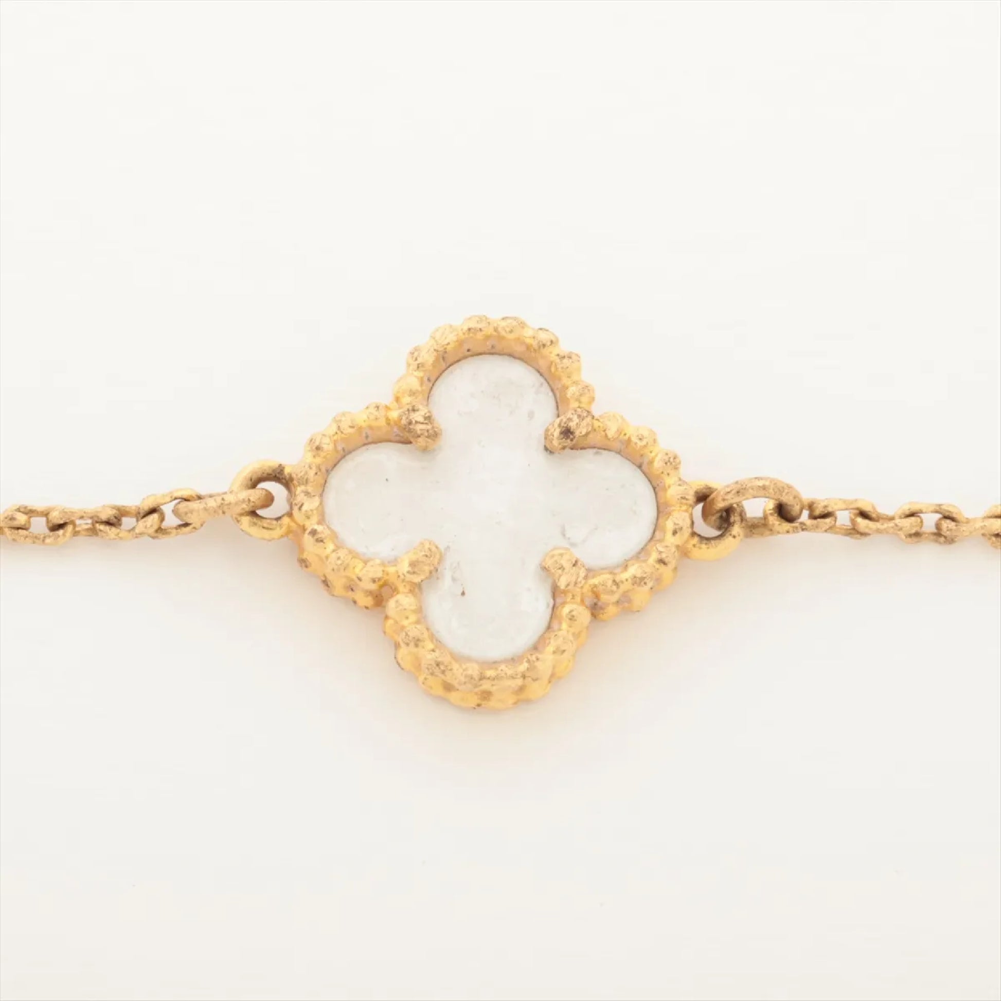 Van Cleef&Arpels Sweet Alhambra Mother-of-Pearl YG Au750 1.8g Bracelet & Bangle