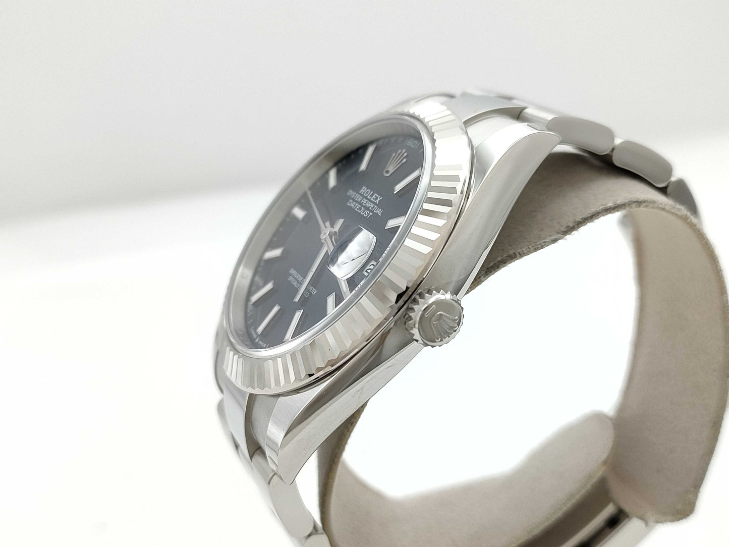 ROLEX 126334 P67Y7464 Bright Blue Oyster Breath Men's Watch