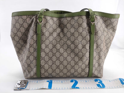GUCCI GG Supreme Gucci GG Supreme Green Tote Bag Tote Bag