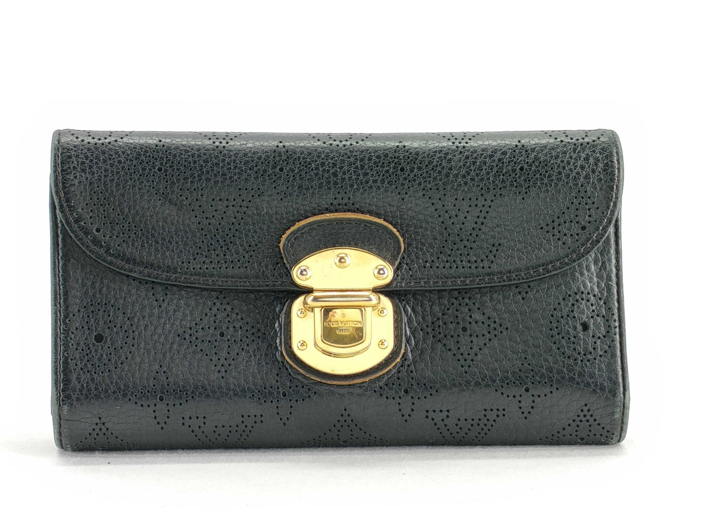 LOUIS VUITTON Mahina Vuitton Mahina Portefeuille Amelia Long Wallet Black Wallet