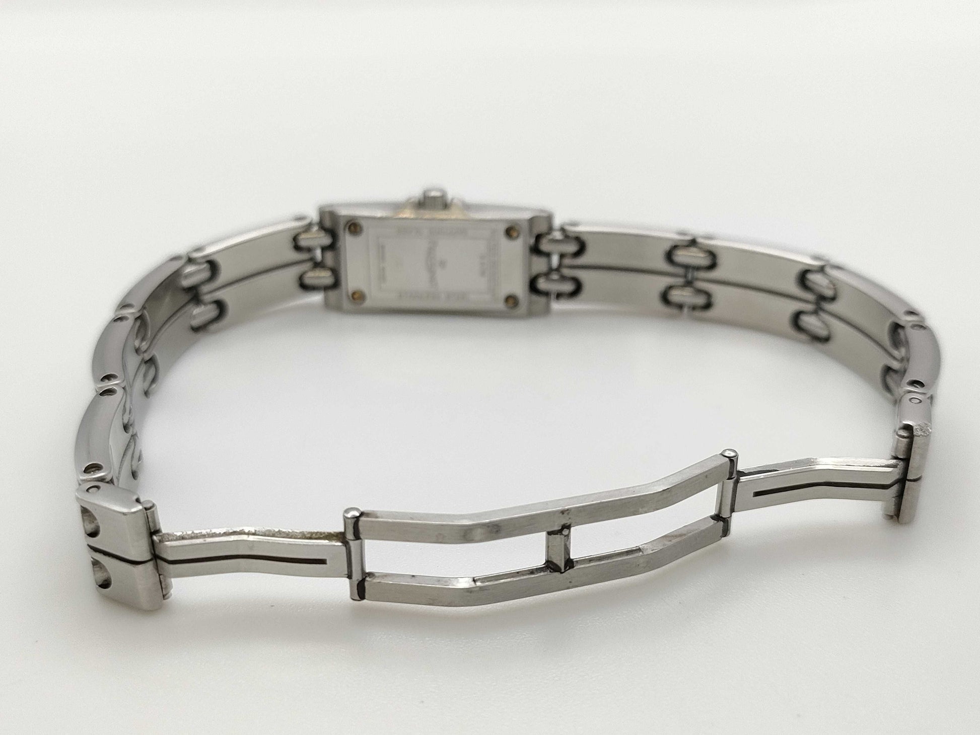 PEQUIGNET 3521343 103 Quartz Women's Watch