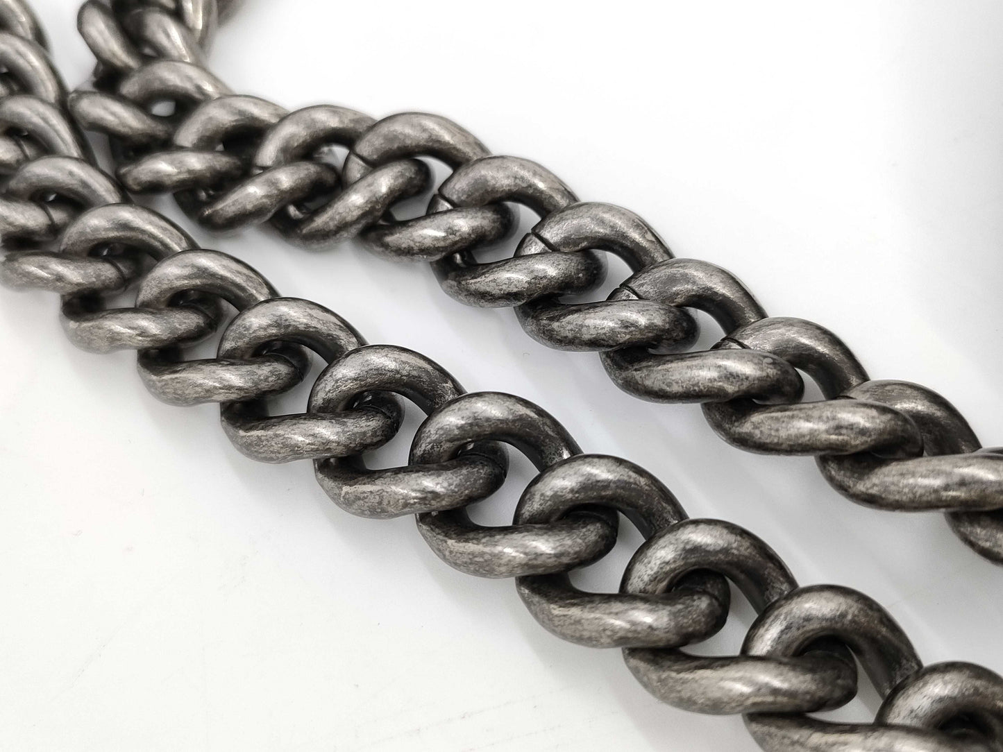 CHANEL Caviar Skin Boy Chanel Small SV Hardware Chain Shoulder Bag Black IC Plate Shoulder Bag