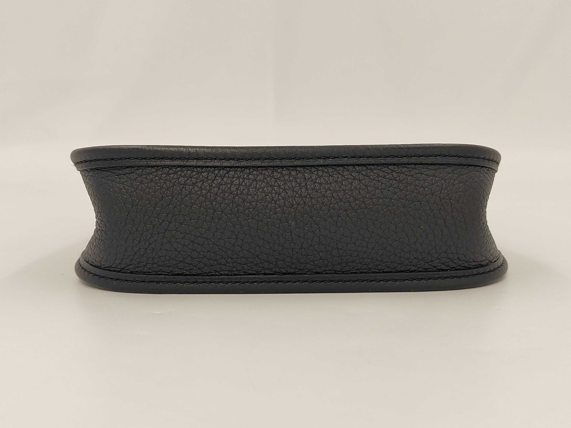 HERMES Evelyn 16 Black Shoulder Bag Tryon Clemence SV Hardware W Engraved Shoulder Bag