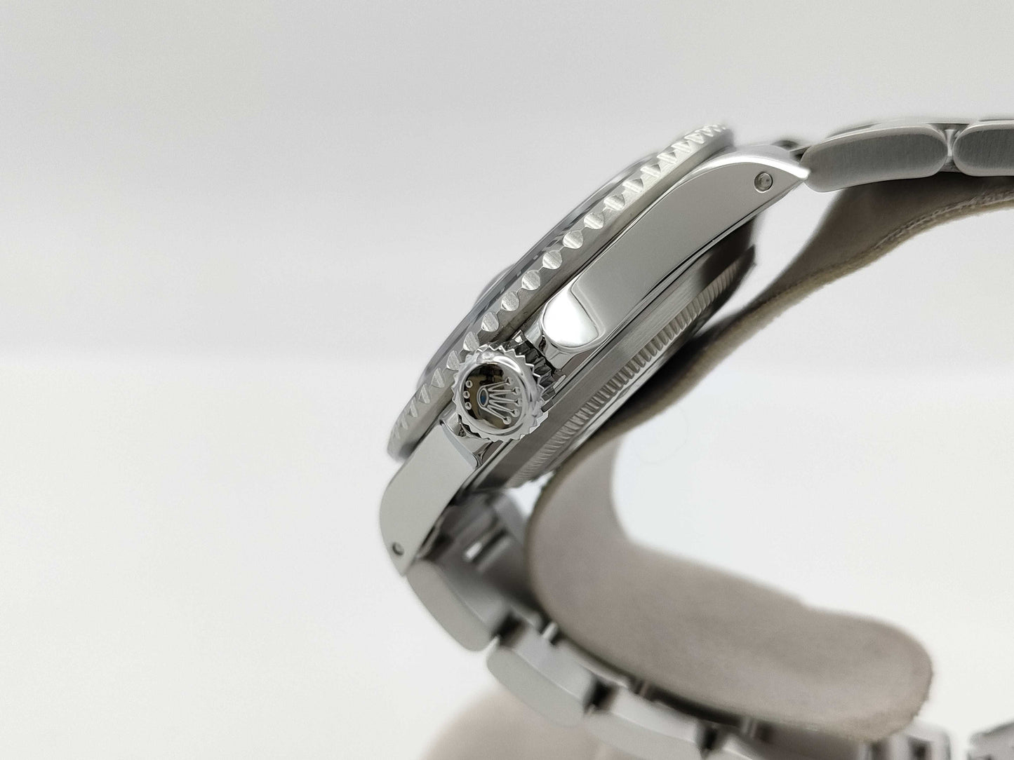 ROLEX 16610 U437257 Tritinova Black Dial Oyster Breath Men's Watch