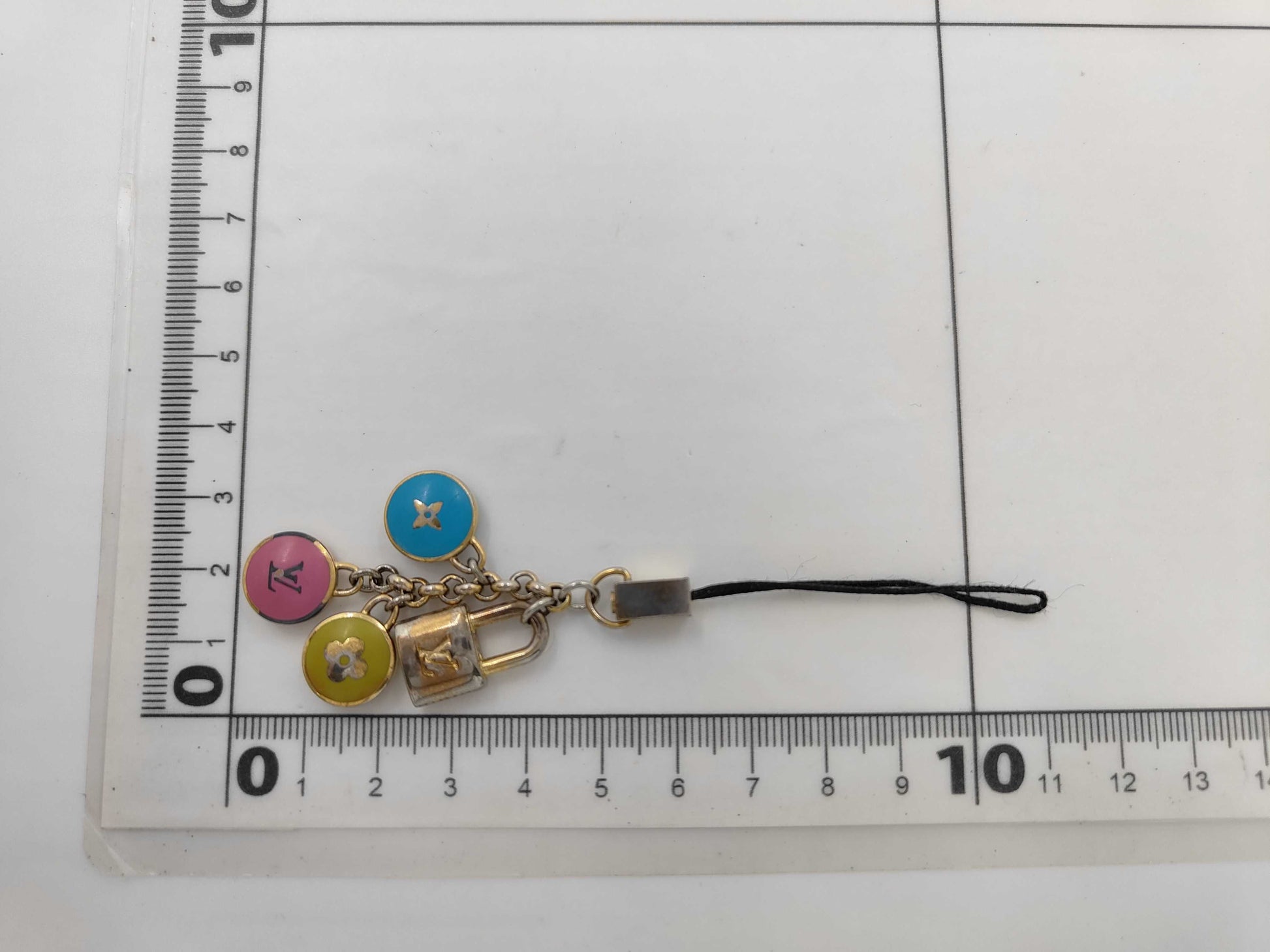 LOUIS VUITTON Louis Vuitton Bijou Telephone Pastille M65388 Mobile Strap Charm Multicolor Other Accessories
