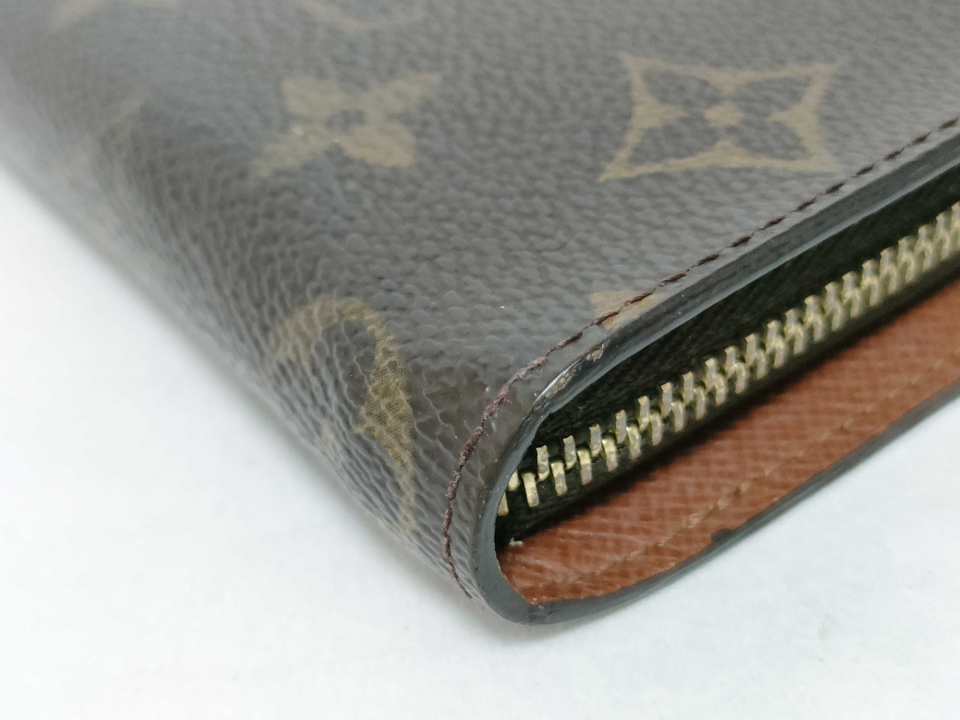 LOUIS VUITTON Monogram Vuitton Porto Monesip Wallet