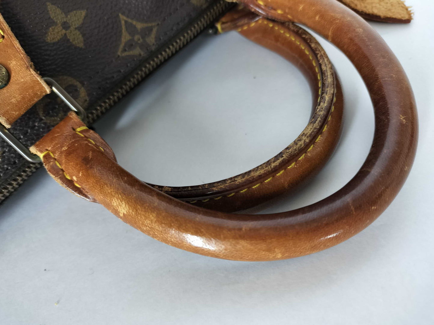 LOUIS VUITTON Monogram Louis Vuitton Speedy 25 Boston Bag