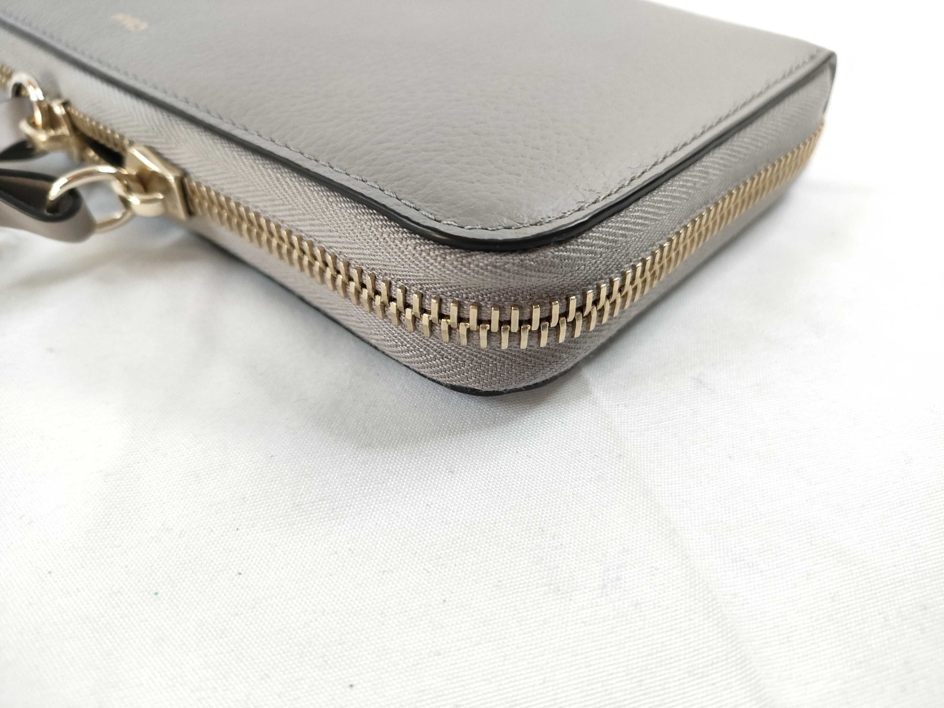 chloe Chloe ALPHABET Alphabet Long Wallet Wallet Gray Wallet