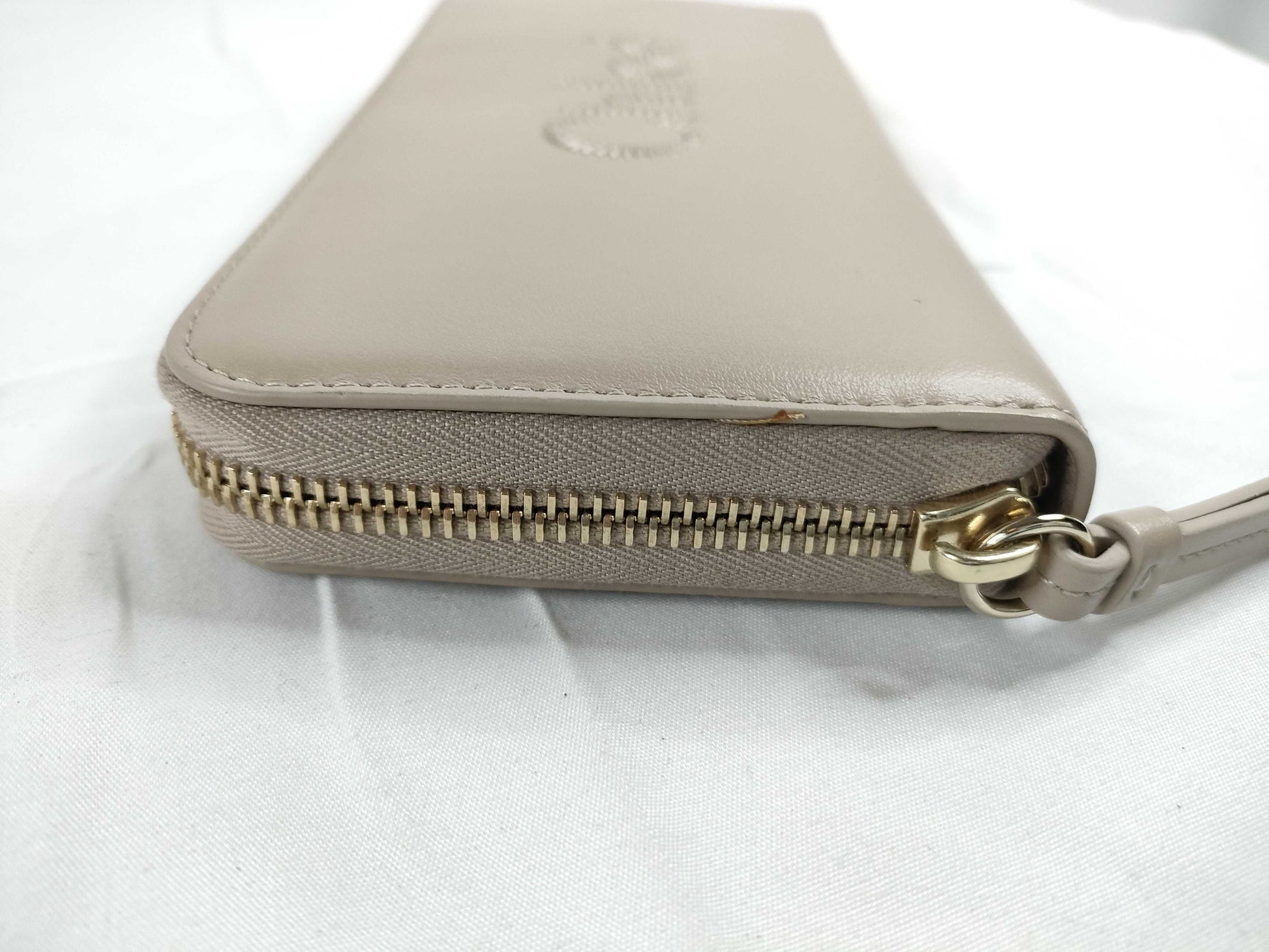 chloe Chloe Chloe Sense Wallet Round Zip Purse Beige Wallet