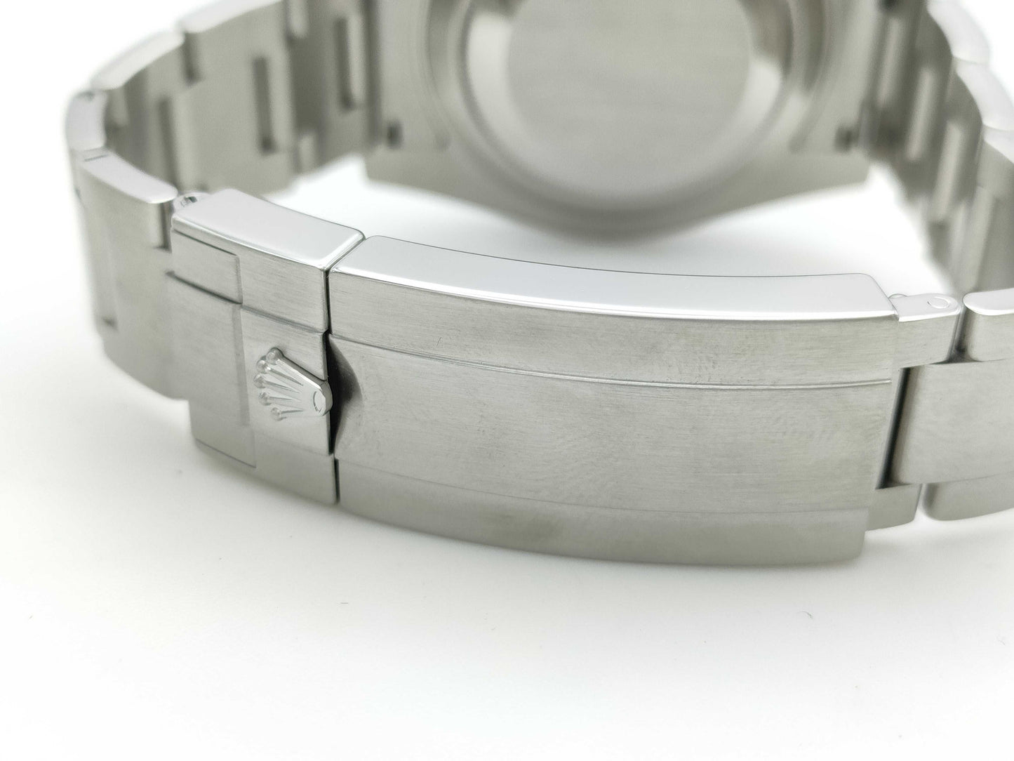 ROLEX 116610LV V1A40764 Green Dial Oyster Breath Men's Watch