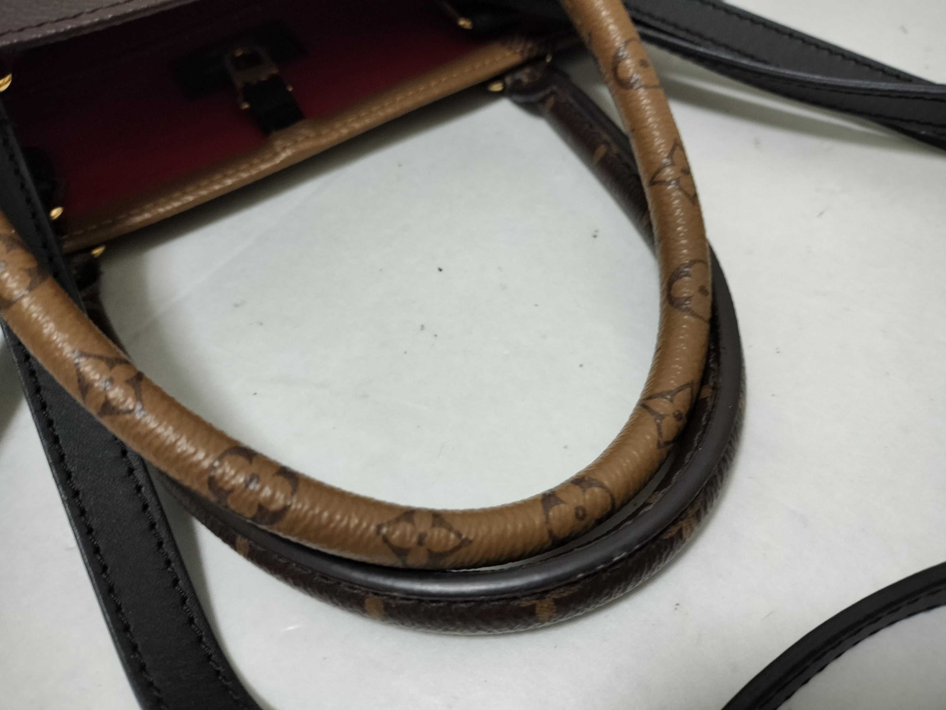 LOUIS VUITTON Louis Vuitton Giant On the Go GM Bag Tote Bag