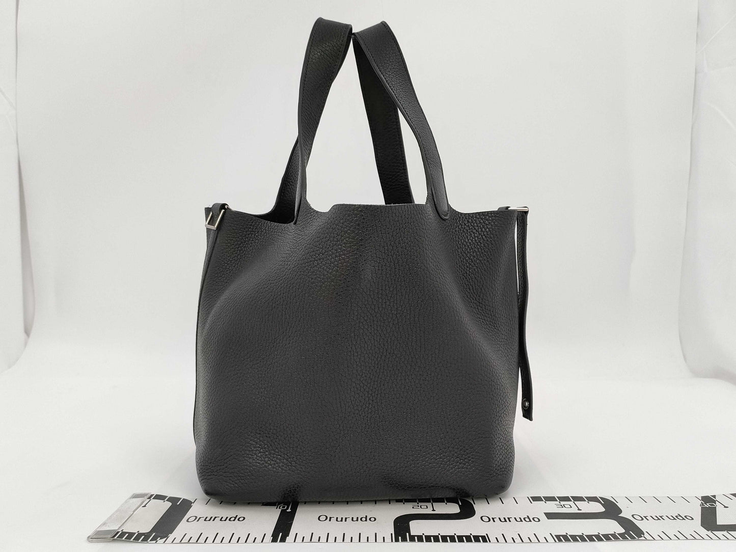 HERMES Picotan 22MM Black Trojan Clemence C-Engraved Handbag