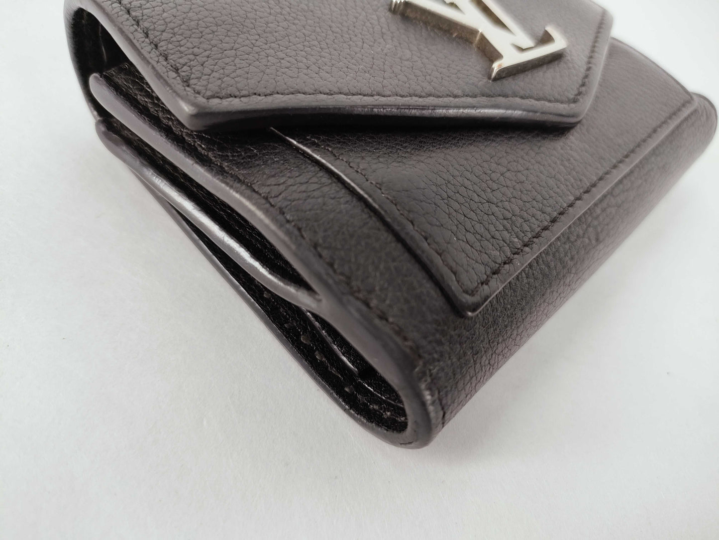 LOUIS VUITTON Vuitton MyLockme Compact M62947 TA5129 Wallet