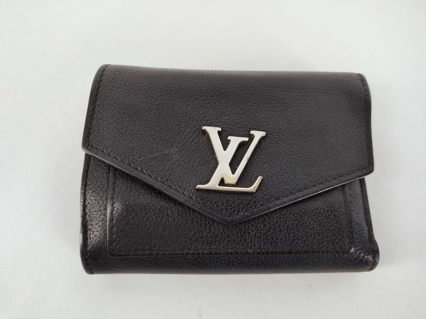 LOUIS VUITTON Vuitton MyLockme Compact M62947 TA5129 Wallet