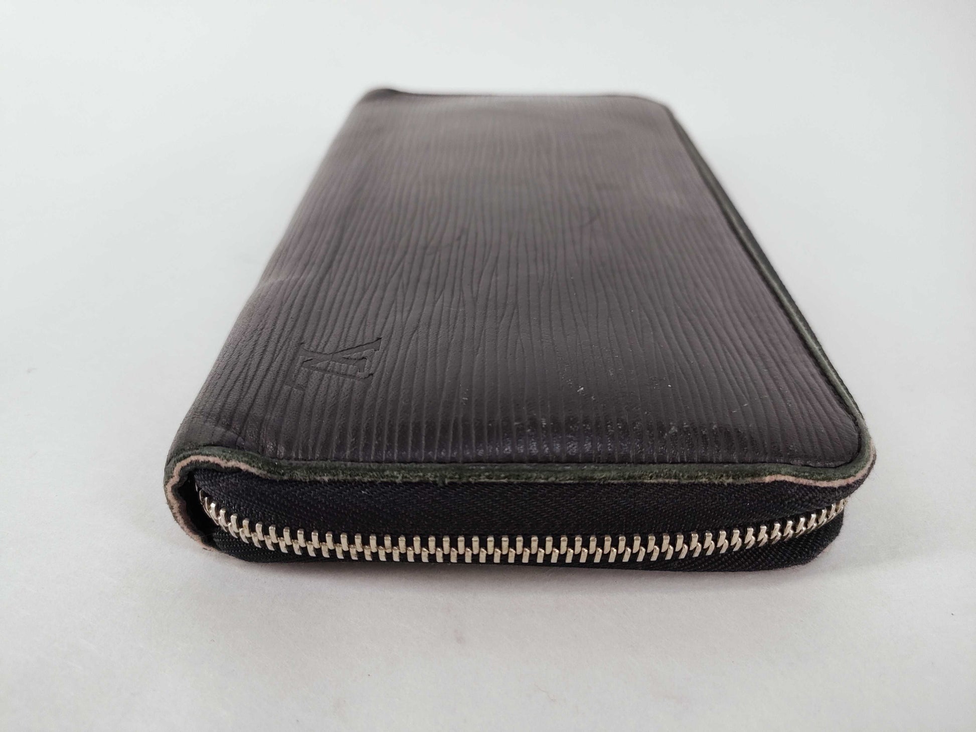 LOUIS VUITTON Epi Vuitton Organizer Epi Noir M62643 CA0165 Wallet