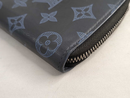 LOUIS VUITTON Vuitton Vertical Monogram Shadow M80423 RFID Wallet