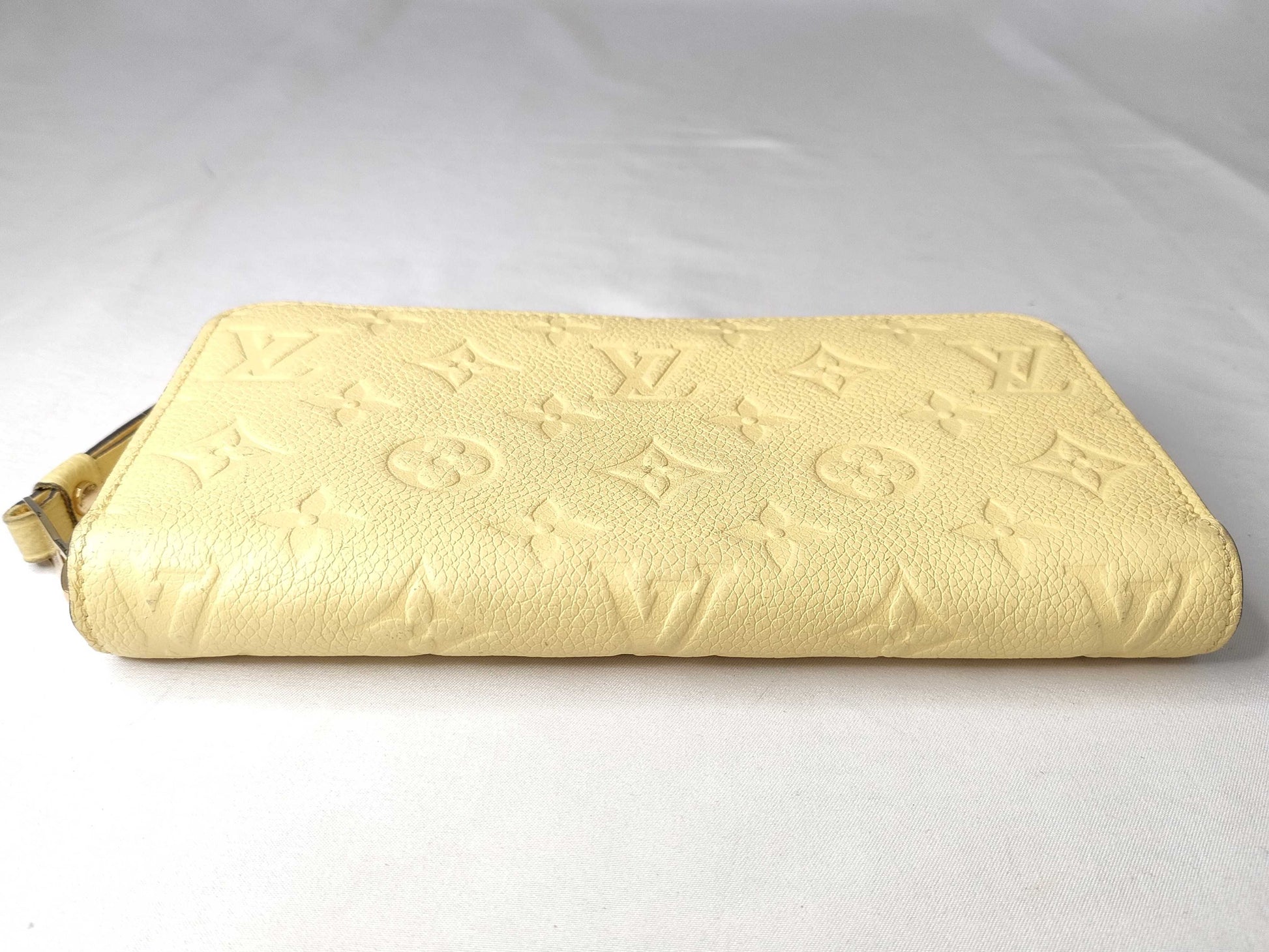 LOUIS VUITTON Monogram Unplant Vuitton Zippy Wallet Unplant Japan Limited M82043 RFID Wallet