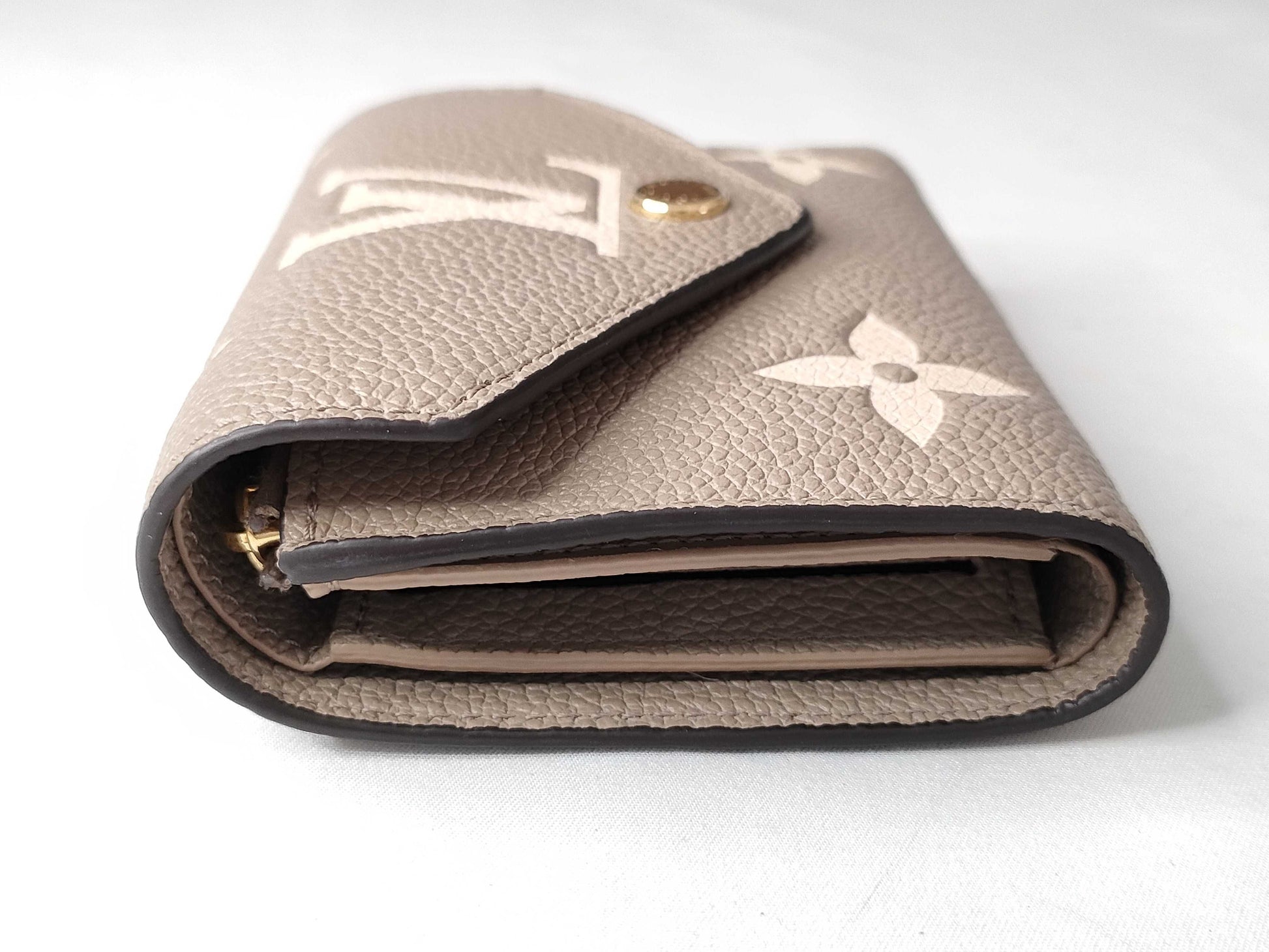 LOUIS VUITTON Monogram Unplanted Vuitton Victorine Amplified Bicolor M81861 Wallet