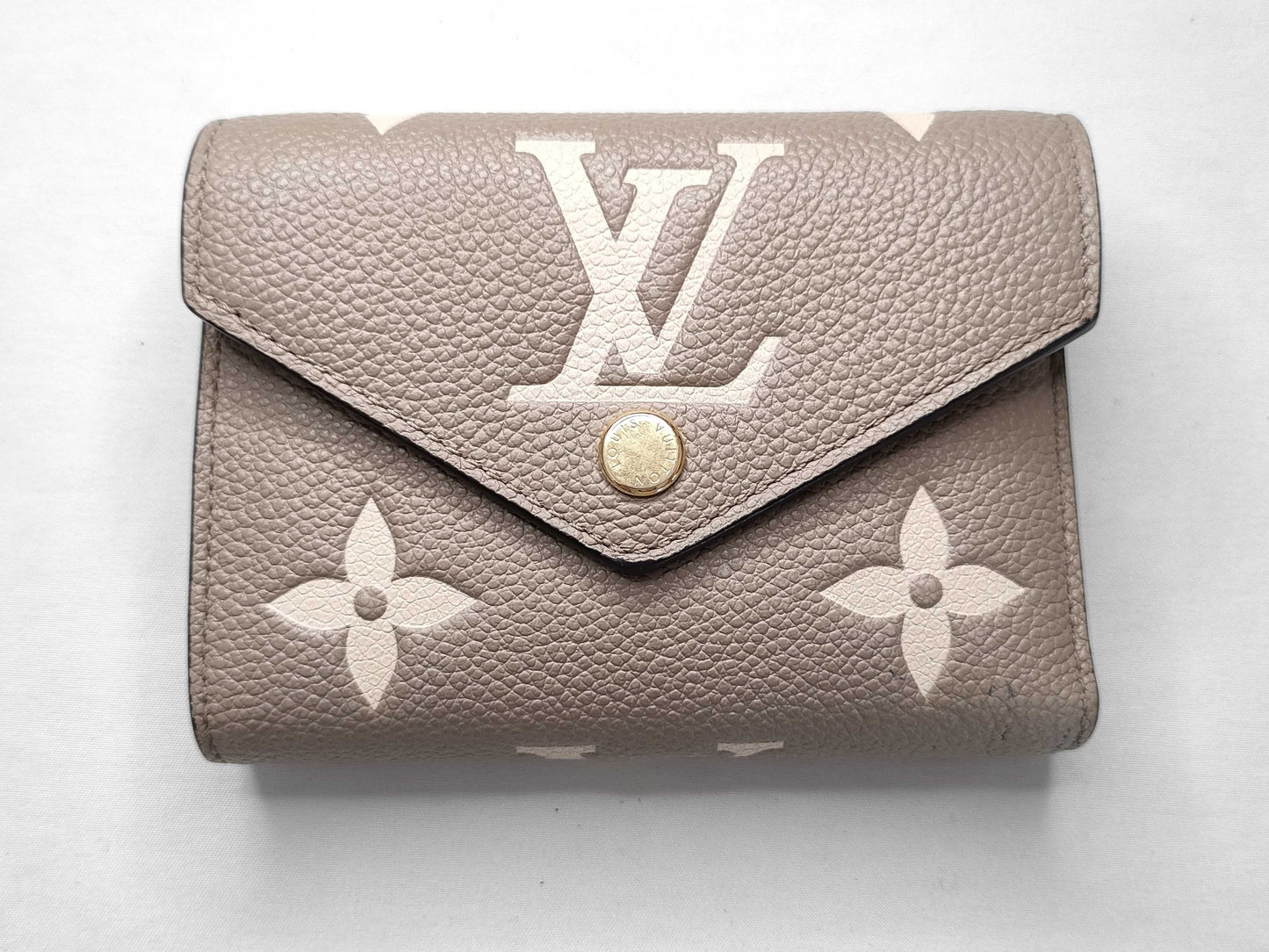 LOUIS VUITTON Monogram Unplanted Vuitton Victorine Amplified Bicolor M81861 Wallet