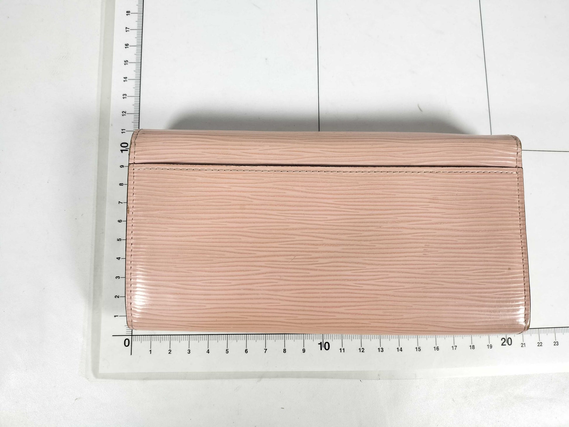 LOUIS VUITTON Epi Vuitton Sara Epi Rose Ballerine M61216 CA4135 Wallet